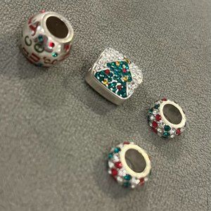 4 BRIGHTON CHRISTMAS SPACER/BEADS